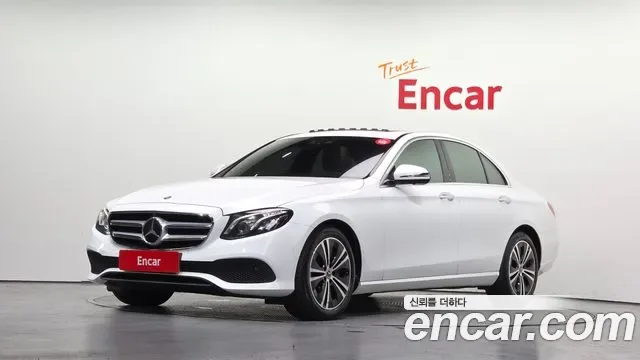 Mercedes-Benz E-Class E300