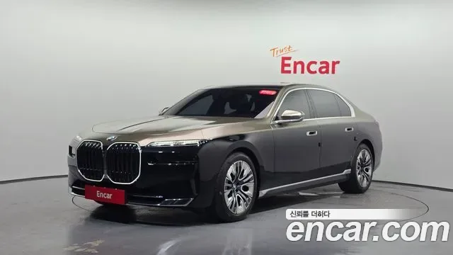 BMW 7 (G70) 740i sDrive