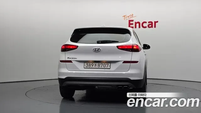 Hyundai TUCSON дизель 2.0 2WD, миниатюра 22