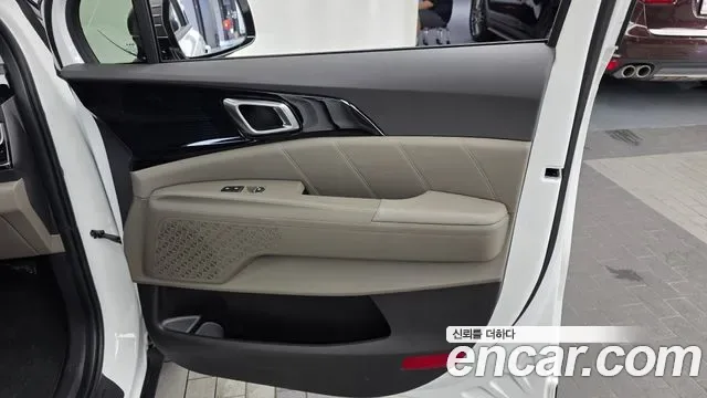 Kia Carnival бензин 9 мест X Line, миниатюра 9