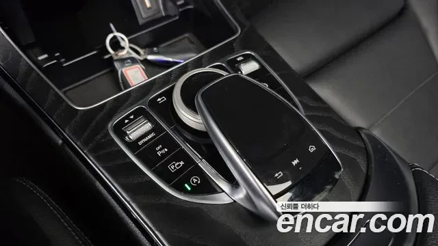 Mercedes-Benz C-Class C200 AMG Line, миниатюра 27