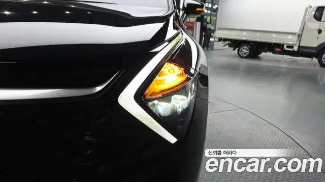 Kia Sportage Signature 2WD, миниатюра 3