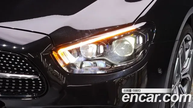 Mercedes-Benz E-Class E220d 4MATIC AMG Line, миниатюра 21