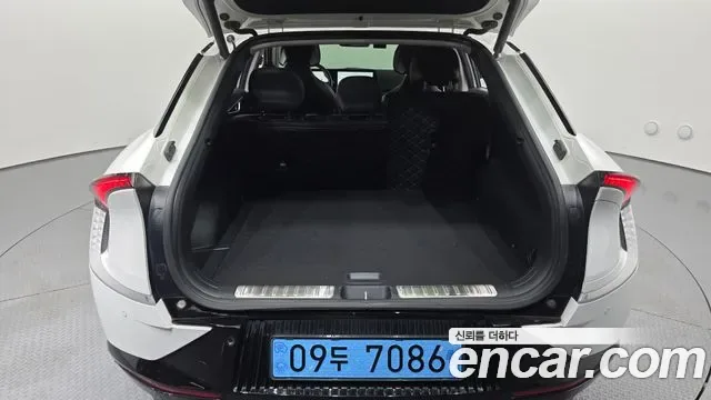 Kia EV6, миниатюра 7