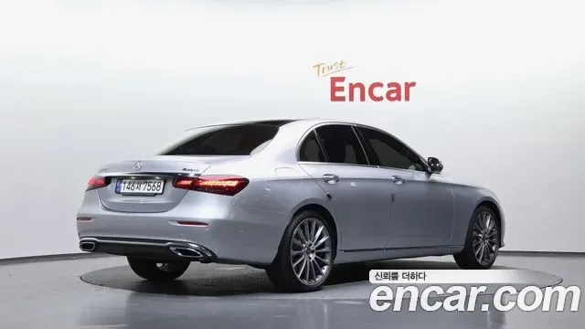 Mercedes-Benz E-Class E450 4MATIC, миниатюра 15
