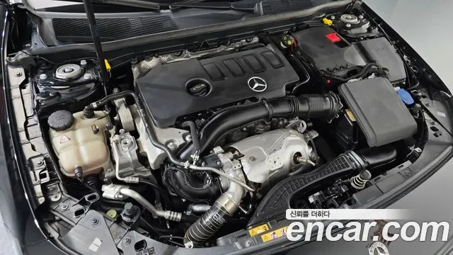 Mercedes-Benz A-Class A220, миниатюра 24