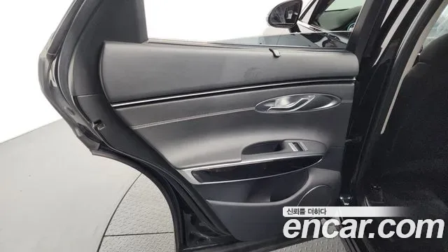 Genesis GV70 2.5T бензин AWD ( ), миниатюра 6