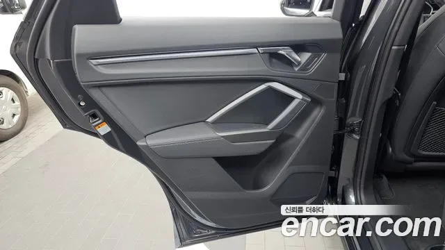 Audi Q3 35 TDI Premium, миниатюра 14