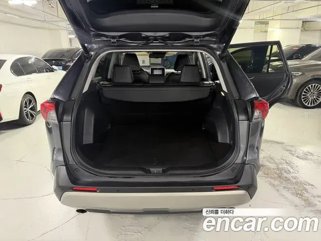 Toyota RAV4 2.5 4WD гибрид, миниатюра 6
