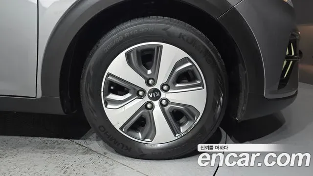 Kia Niro 1.6 HEV, миниатюра 22