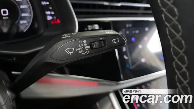Audi Q8 55 TFSI Premium, миниатюра 11