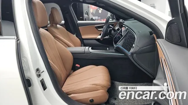 Mercedes-Benz E-Class E200, миниатюра 18