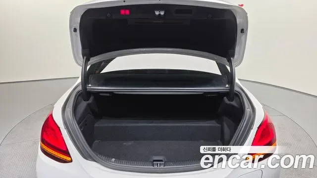 Mercedes-Benz C-Class C300e 4MATIC AMG Line, миниатюра 2