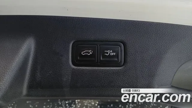 Kia Carnival дизель 7 мест, миниатюра 4