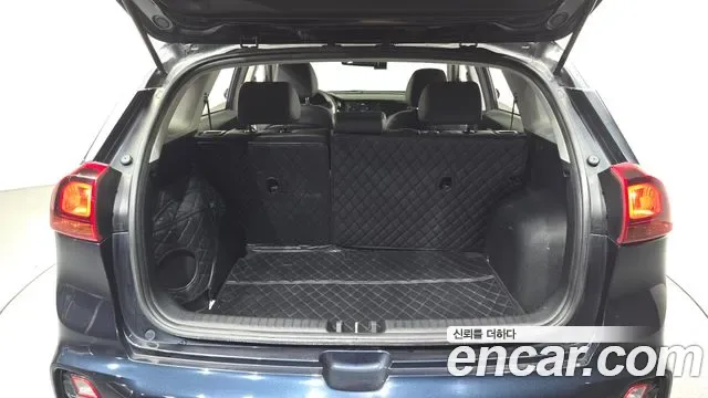 Kia Niro 1.6 HEV, миниатюра 11