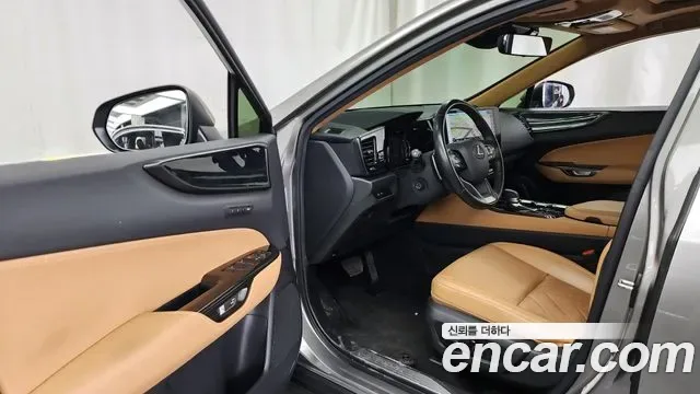 Lexus NX Premium, миниатюра 2