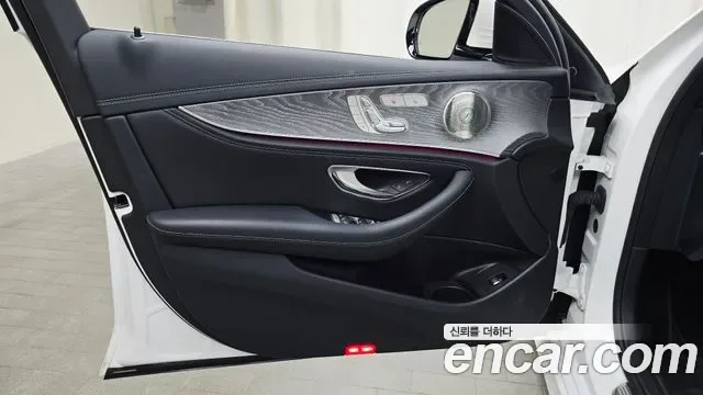 Mercedes-Benz E-Class E350 4MATIC AMG Line, миниатюра 22