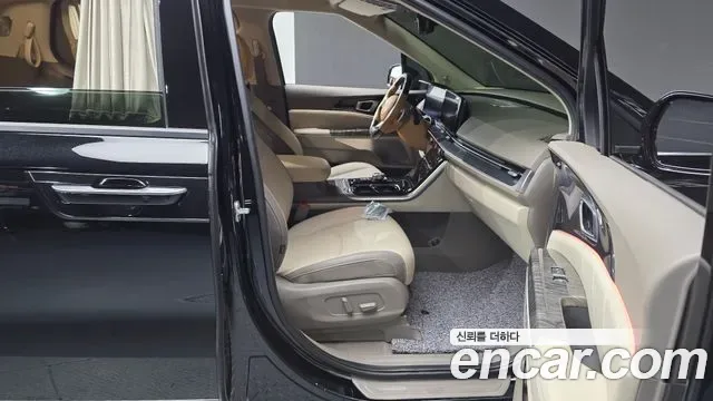 Kia Carnival бензин 4 мест Signature, миниатюра 15