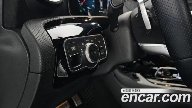 Mercedes-Benz A-Class AMG A35 4MATIC, миниатюра 8
