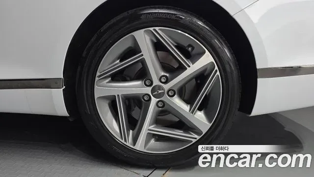 Genesis G80 бензин 2.5 Turbo 2WD ( ), миниатюра 9