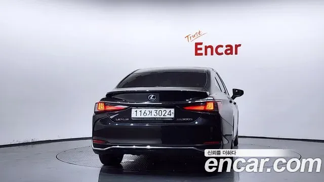 Lexus ES, миниатюра 11