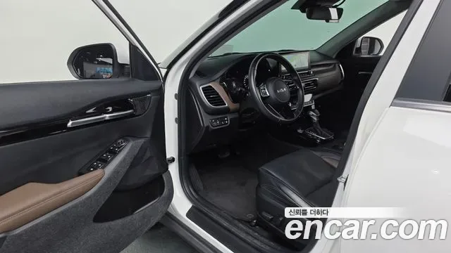 Kia Seltos бензин 1.6 Turbo 2WD Signature, миниатюра 12