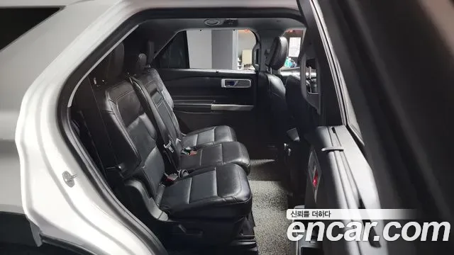 Ford Explorer 3.0 PHEV, миниатюра 7