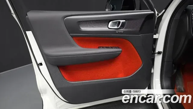 Volvo XC40 T4 R-, миниатюра 5