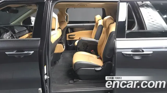 Kia Carnival дизель 11 мест, миниатюра 30