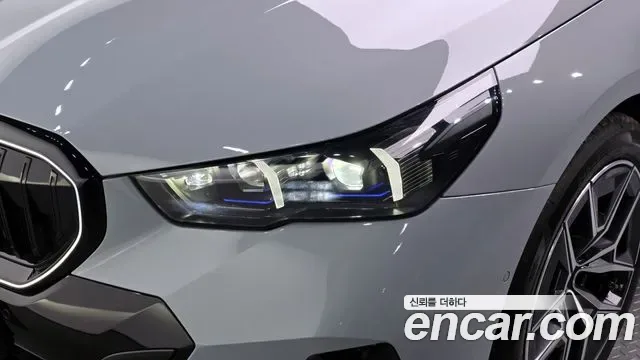BMW 5 (G60) 520i, миниатюра 23