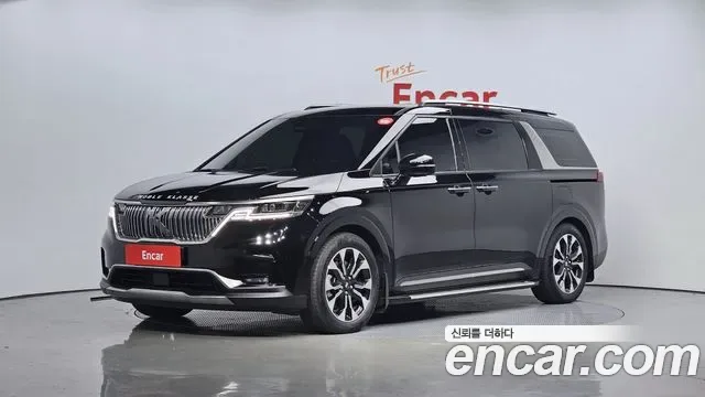 Kia Carnival бензин 9 мест Signature