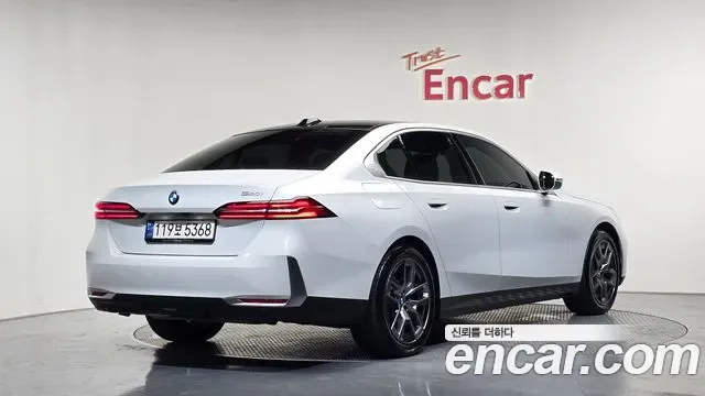 BMW 5 (G60) 520i, миниатюра 10
