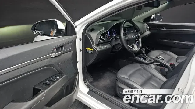 Hyundai Avante AD, миниатюра 8