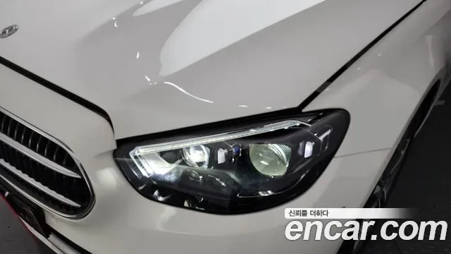 Mercedes-Benz E-Class E350 4MATIC, миниатюра 2
