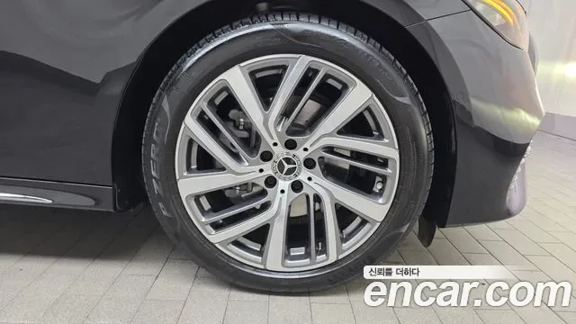 Mercedes-Benz E-Class E220d 4MATIC, миниатюра 6