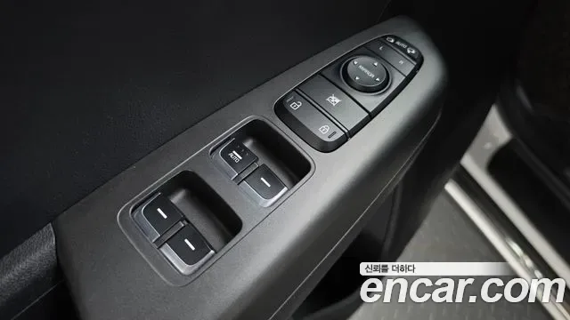 Kia Sportage дизель 2.0 2WD Prestige, миниатюра 5