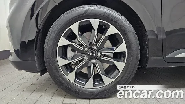 Kia Carnival бензин 7 мест, миниатюра 6