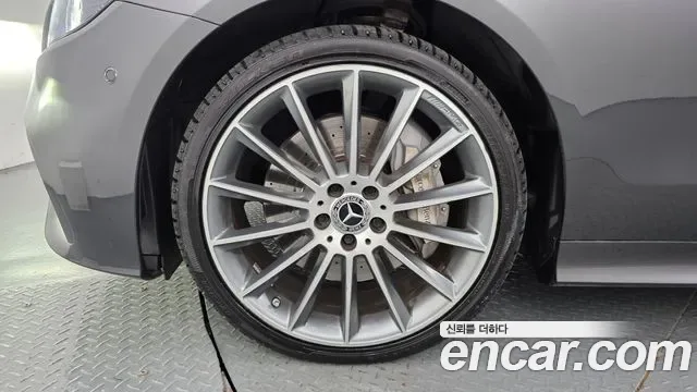 Mercedes-Benz E-Class E450 4MATIC, миниатюра 6