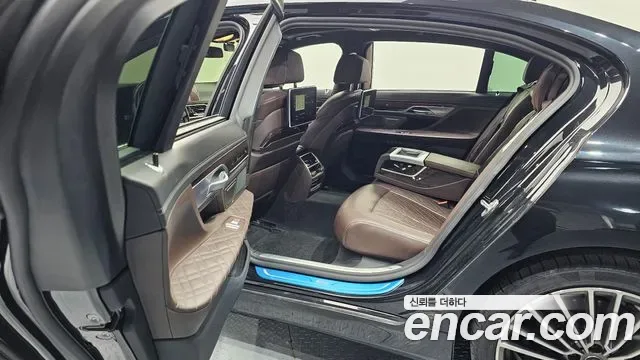 BMW 7 (G11) 740Li xDrive, миниатюра 23
