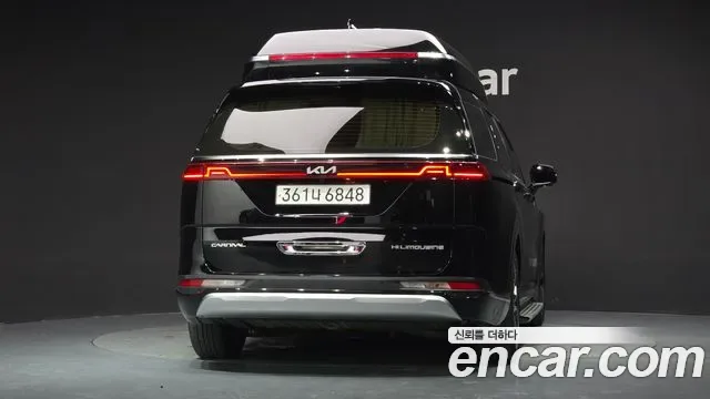 Kia Carnival бензин 4 мест Signature, миниатюра 19