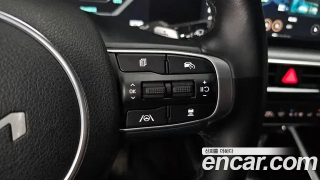 Kia K5 гибрид III Signature, миниатюра 2