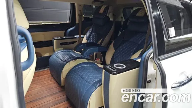 Kia Carnival бензин 9 мест ( ), миниатюра 17