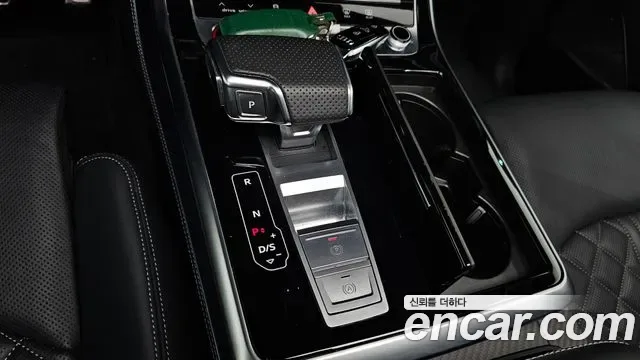 Audi SQ7 4.0 TFSI, миниатюра 3