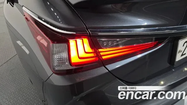 Lexus ES, миниатюра 2