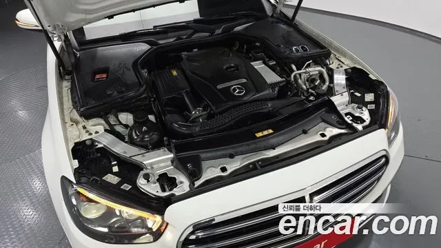 Mercedes-Benz E-Class E250, миниатюра 29