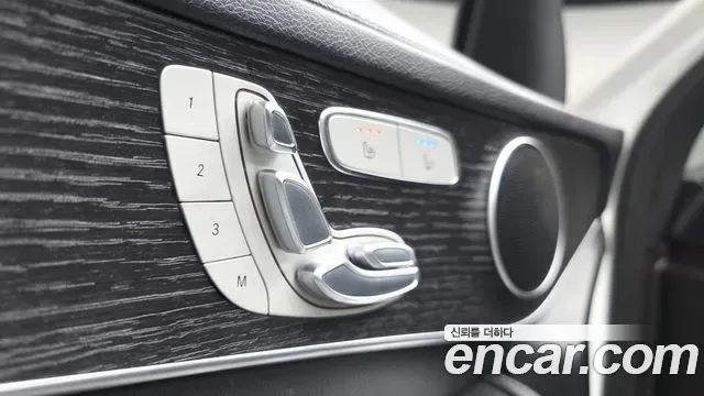 Mercedes-Benz GLC GLC300 4MATIC Premium, миниатюра 3