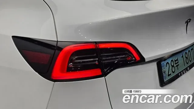 Tesla Y AWD, миниатюра 26