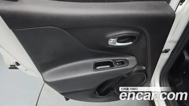 Jeep Renegade, миниатюра 22