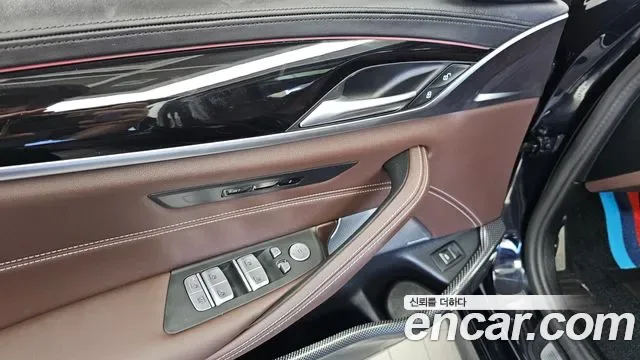 BMW 5 (G30) M550i xDrive, миниатюра 6