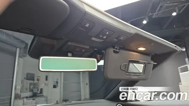 Mercedes-Benz E-Class E220d, миниатюра 10